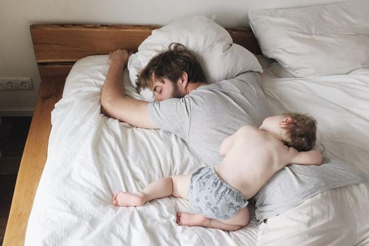 The Role of Dads in Formula Feeding: Tips for Bonding